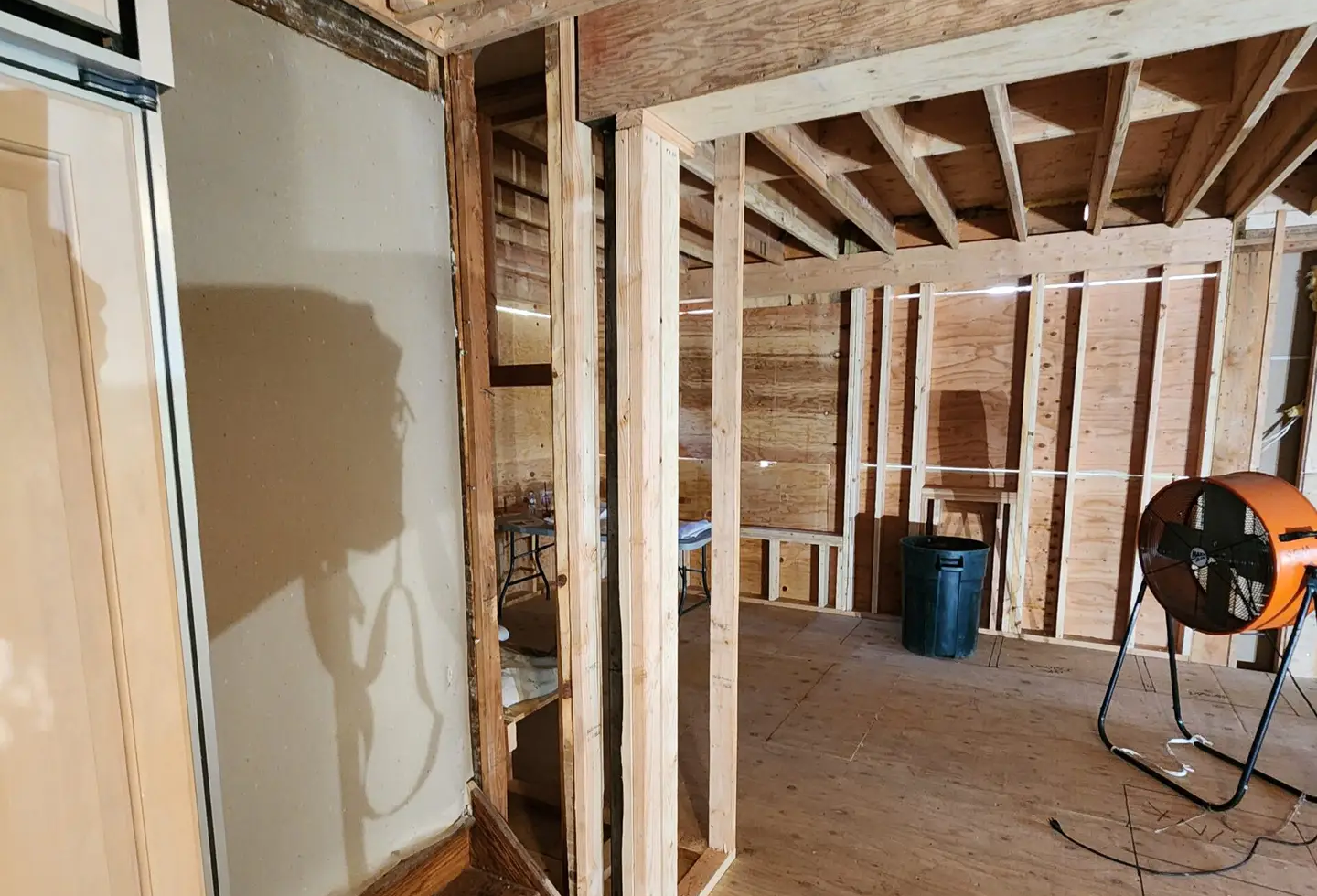Custom Millwork vs. Standard Cabinetry: What Makes the Difference?